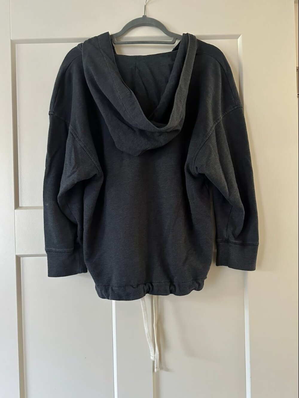 GAP Sweatshirt - Picture 2 of 2